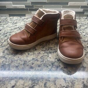 Boys Ugg Brown Boots - Size 11